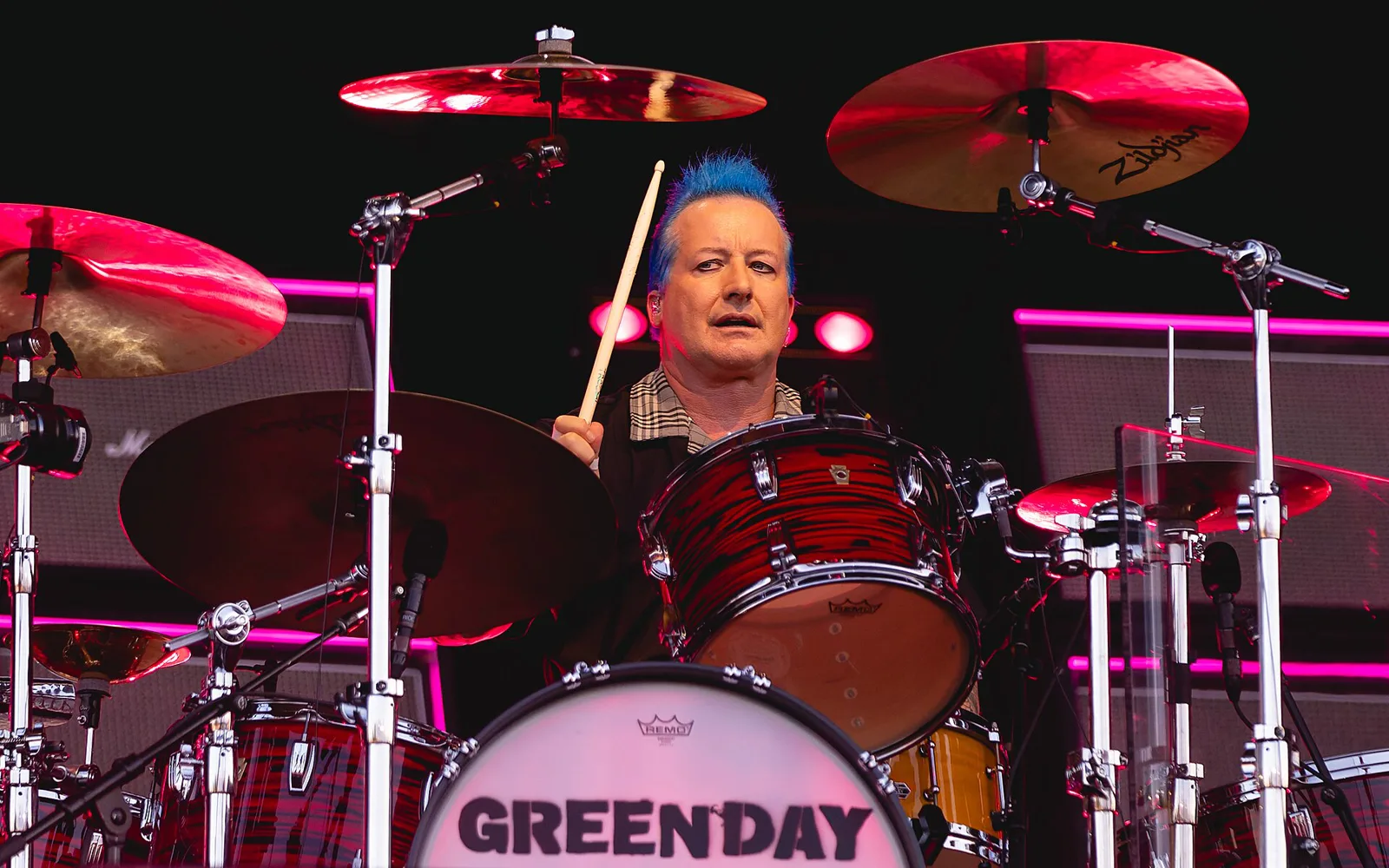 Tré Cool playing drums